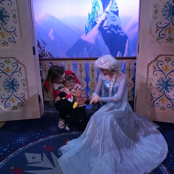 Meet your Posher, Kassie - Picture 3 of 4